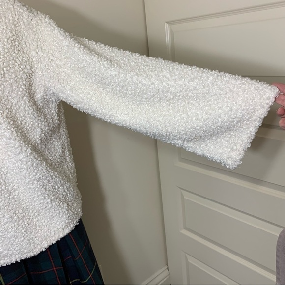 TRAFALUC Zara White Sherpa Sweater Teddy Boucle Cozy Relax fit Sz S Minimalist - Picture 6 of 9
